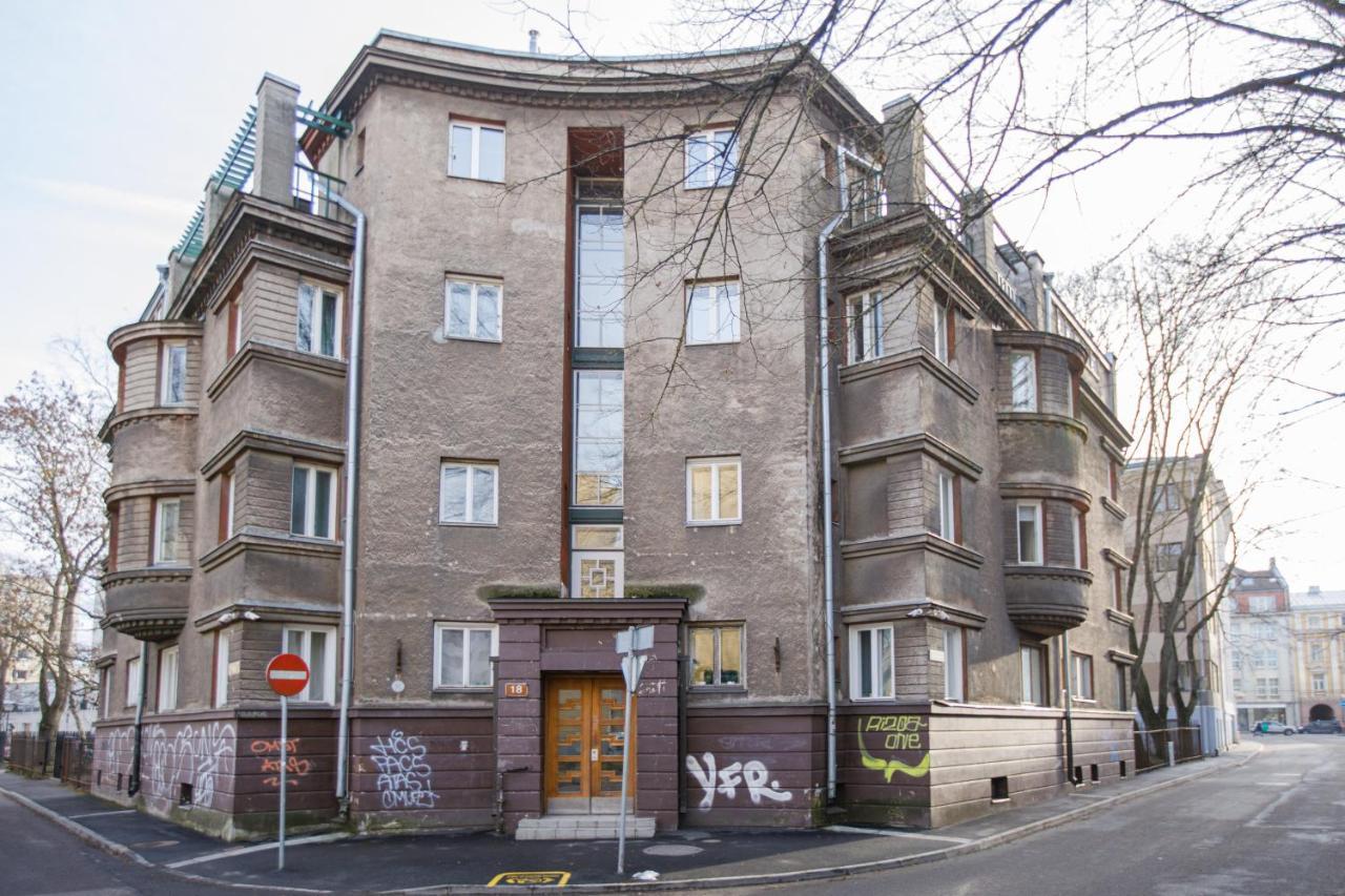 Apartment Peegel In City Center Free Parking Tallinn Exterior photo